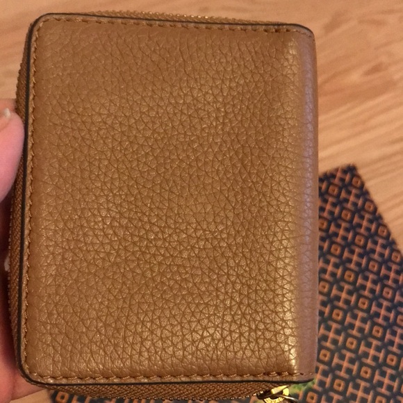 Tory Burch Mini wallet(brown) - Picture 6 of 10